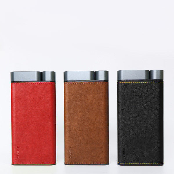 10000mAh PD20W पावर बैंक मेटल शेल लेदर फिनिश 2pcs USB-A 1PC टाइप-C पोर्ट